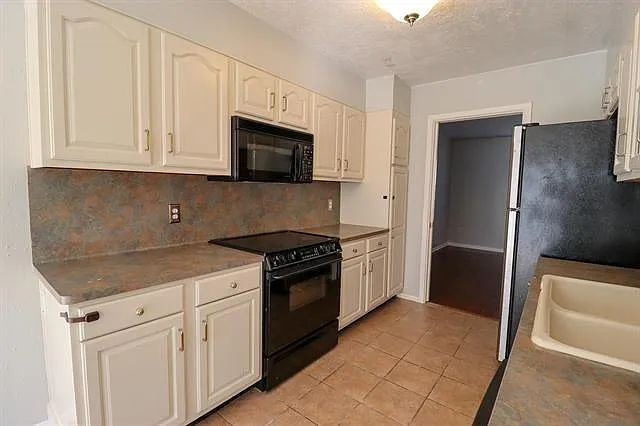5725 Townhouse Ln — Photo 8