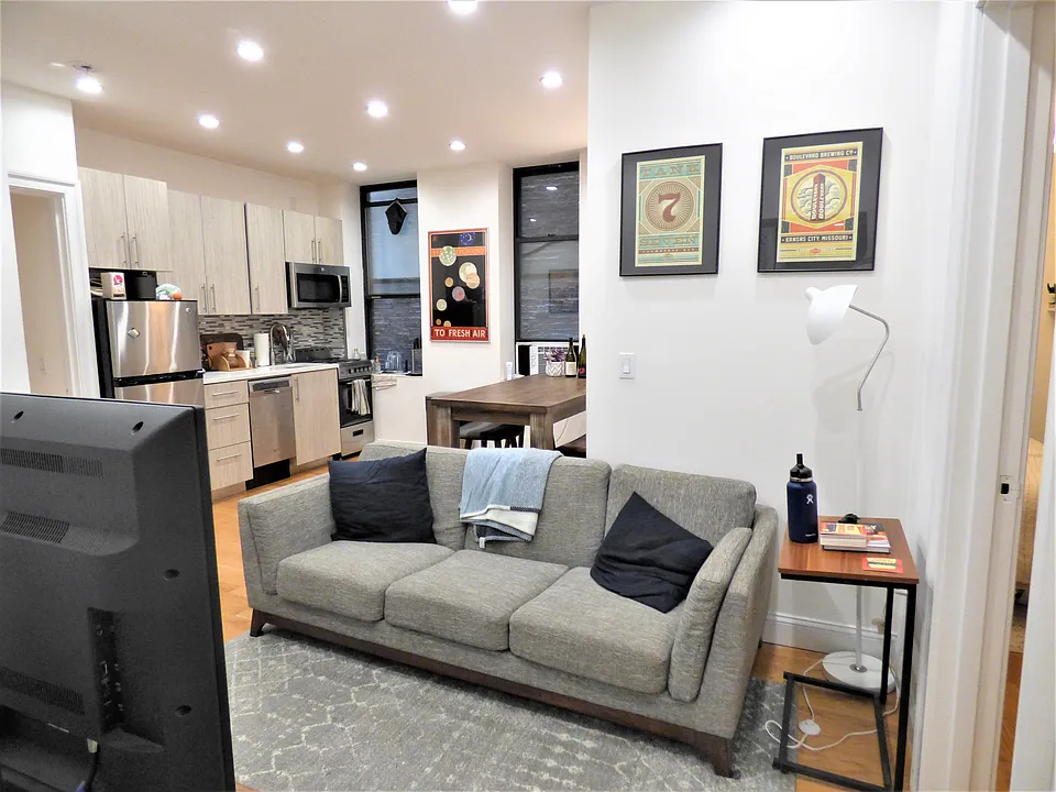 131 Sullivan St #4F