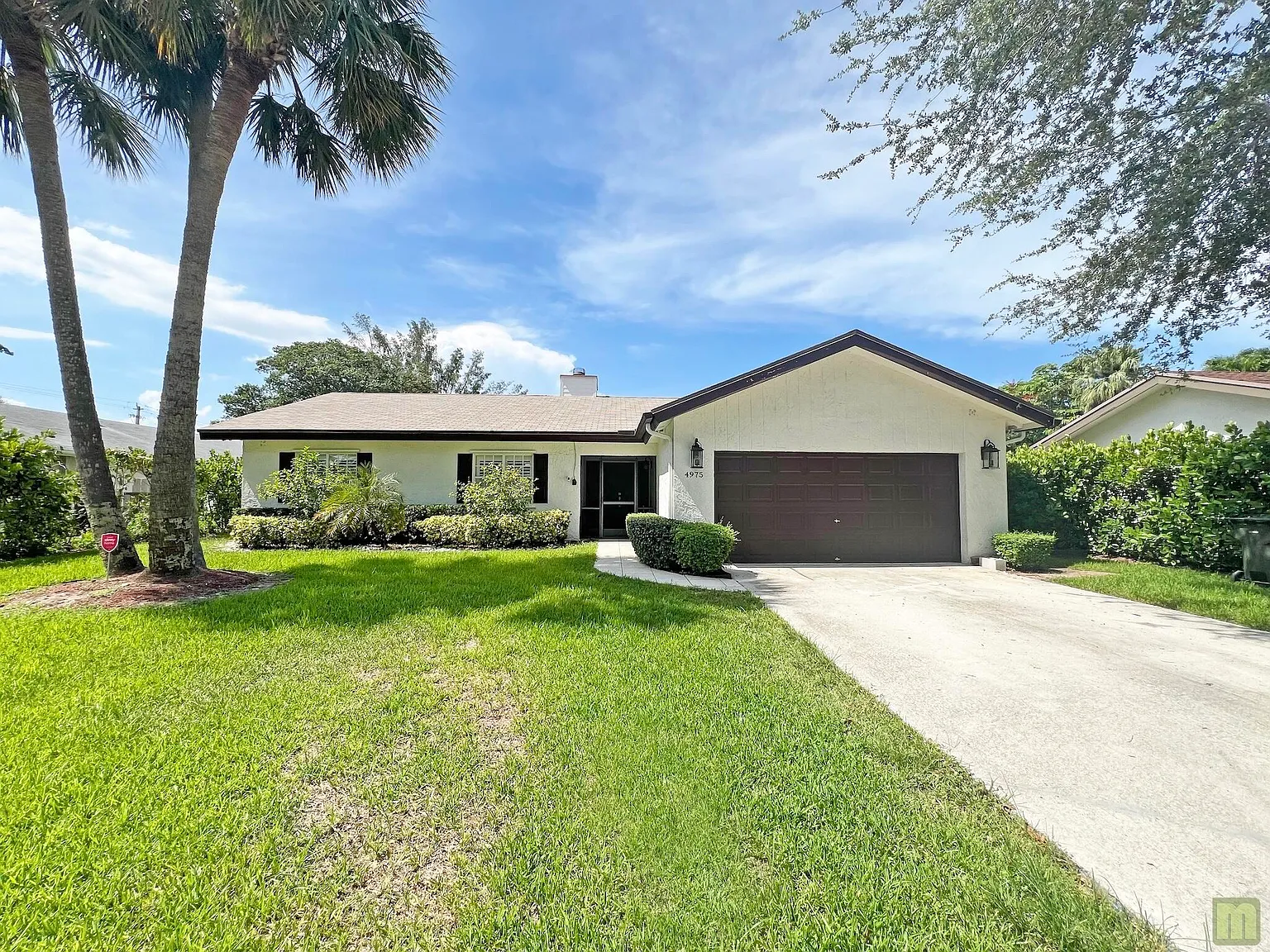 3 bed, 2.0 bath, 1585 sqft, $4,250 — Photo 3