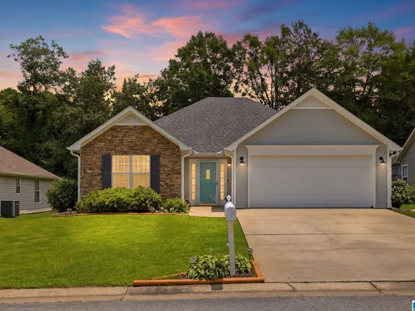133 Lake Ter, Alabaster, AL 35007