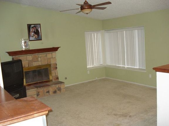 5th image of 15233 Mesquite Way