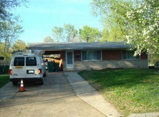 10156 Saffron Dr, Saint Louis, MO