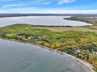 17 W Hummingbird Ln, Half Moon Bay, AB T4S1S1