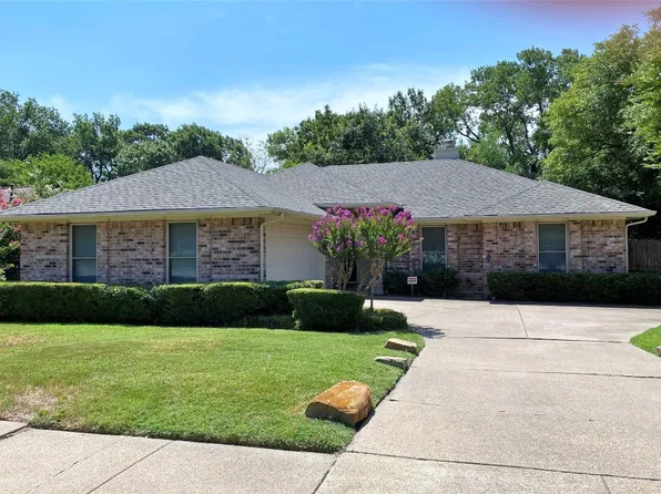 510 Overland Dr, Garland, TX 75040