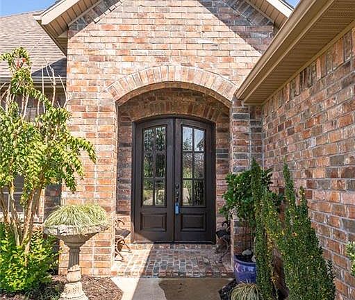 3rd image of 3884 E Spyglass Hill Dr