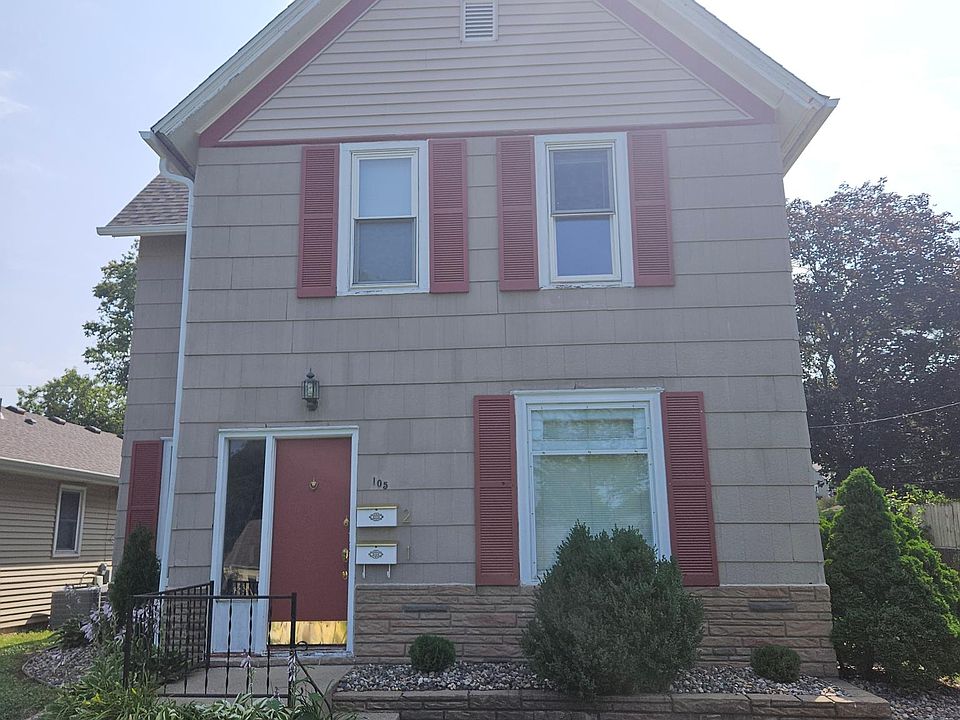 1st image of 105 Van Buren Ave S #2