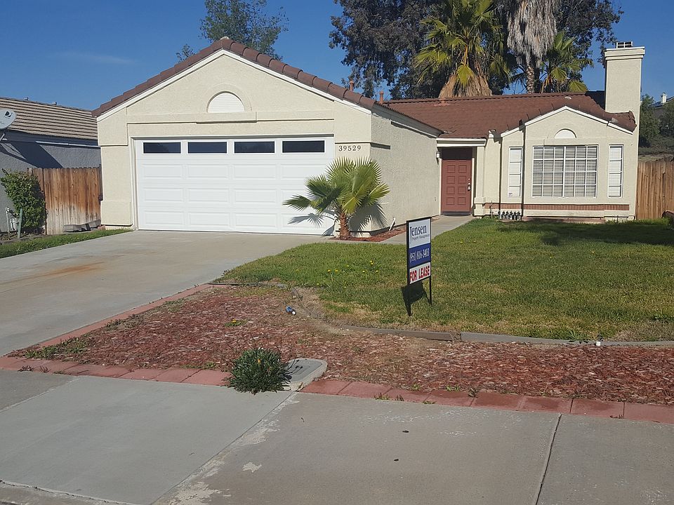 1st image of 39529 Sunrose Dr