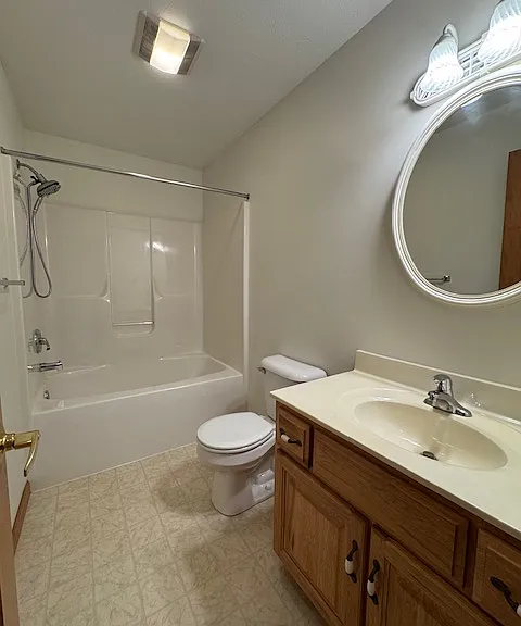 3902 Marryat Dr — Photo 8