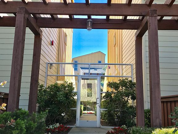 2nd image of 4020 El Camino Real #2