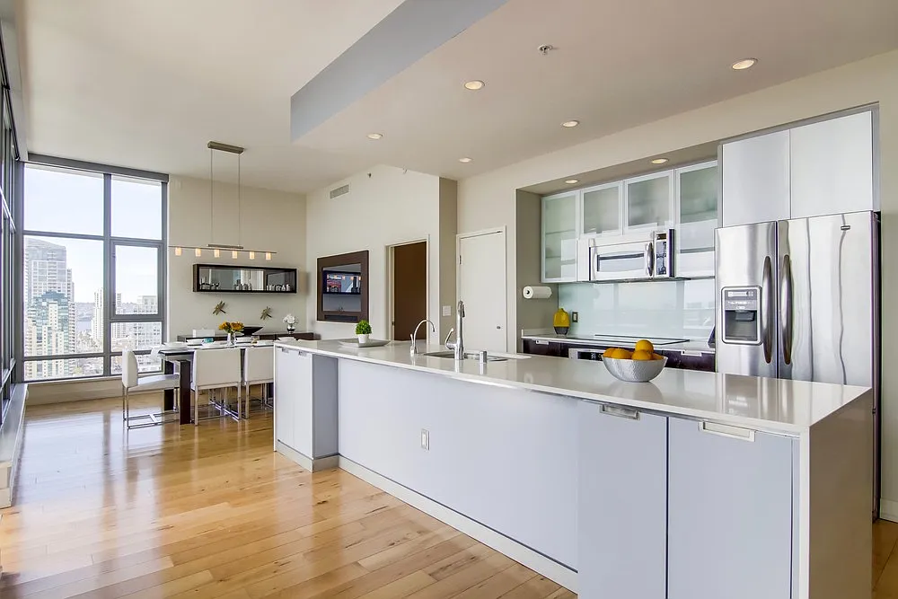 2 bed, 1195 sqft, $6,500 — Photo 3