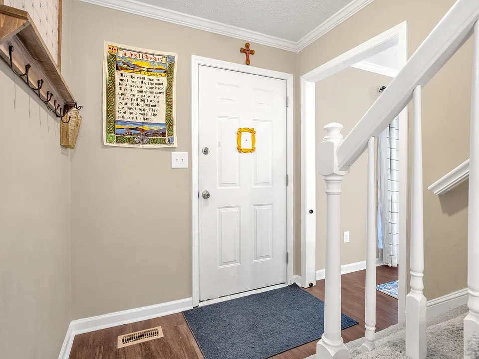608 Georgetown Cir