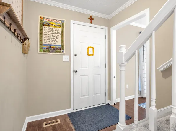 608 Georgetown Cir, Fayetteville, NC 28314