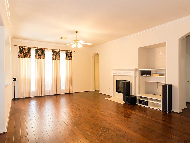 9115 Sunny Ridge Dr — Photo 7