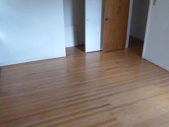 2nd image of 4 N Norwood Ave