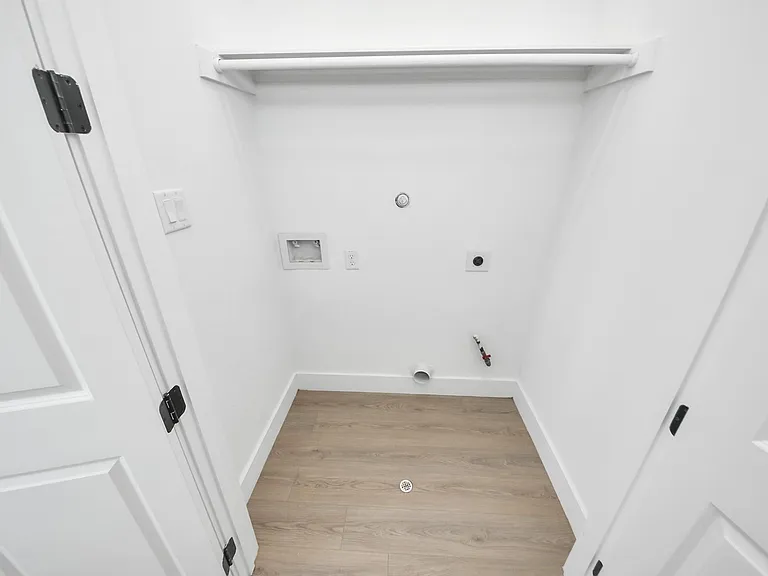 4129 E Toliver St — Photo 19
