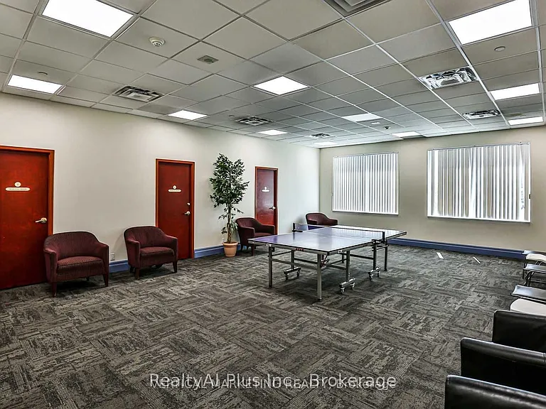11 Lee Centre Dr #701 — Photo 17
