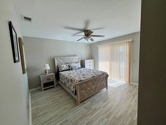 4th image of 21693 Indian Bayou Dr