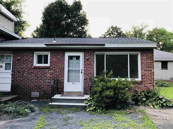 3rd image of 63A N Bridge Dr