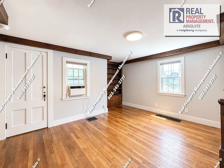 208 Manchester St — Photo 12
