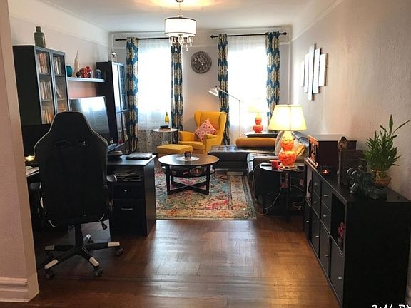 2nd image of 2704 Ocean Ave APT F2