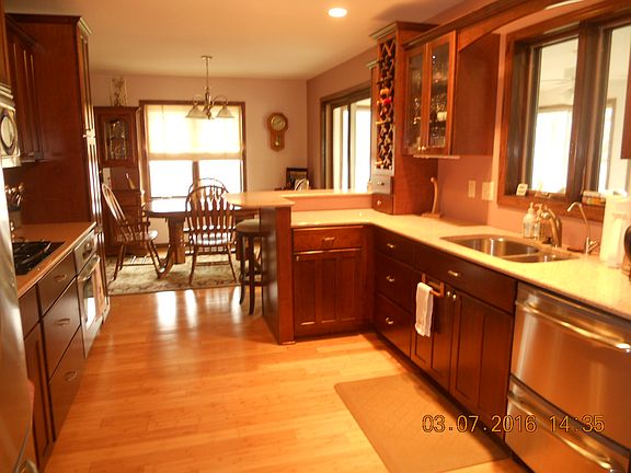 5th image of 201 Briarwood Bnd