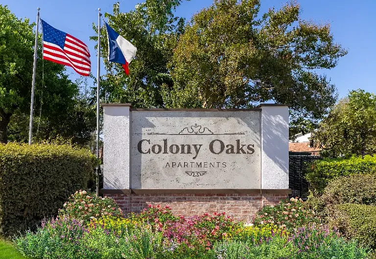 Colony Oaks — Photo 22