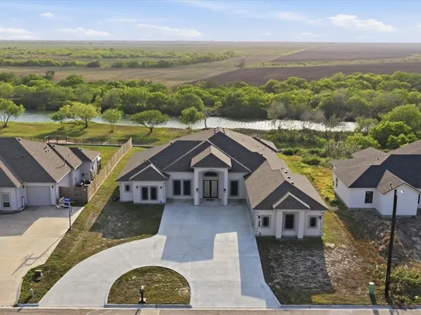 4033 Ranch Lake Dr, Corpus Christi, TX 78413