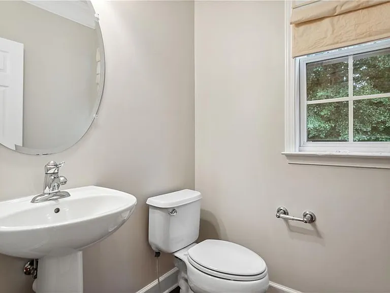 2263 Limehurst Dr NE — Photo 11