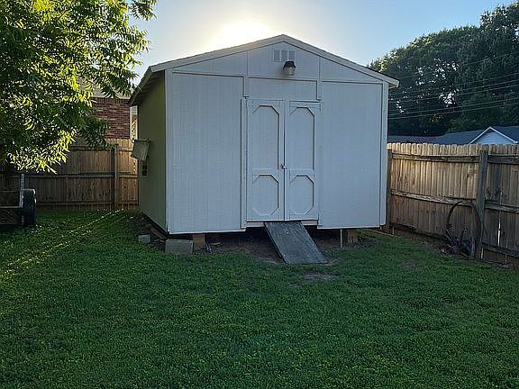 4th image of 67 Norvel Dr