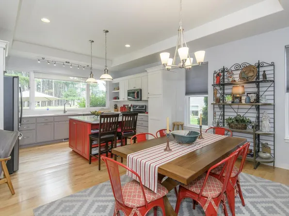 841 Whispering Pines CIRCLE, Lake Mills, WI 53551