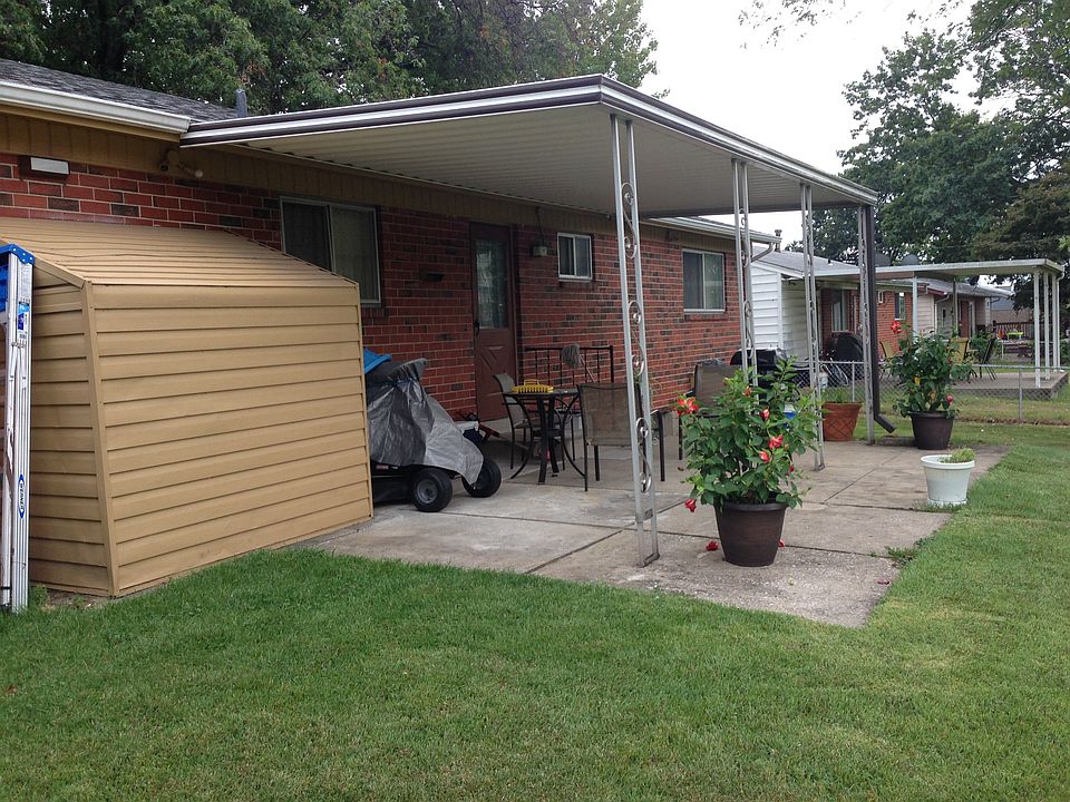 2nd image of 2317 Golfway St