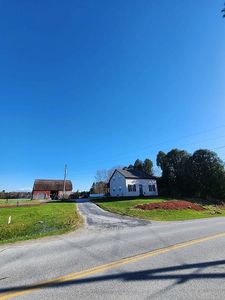 976 Franklin Rd, Highgate Center, VT, 05459