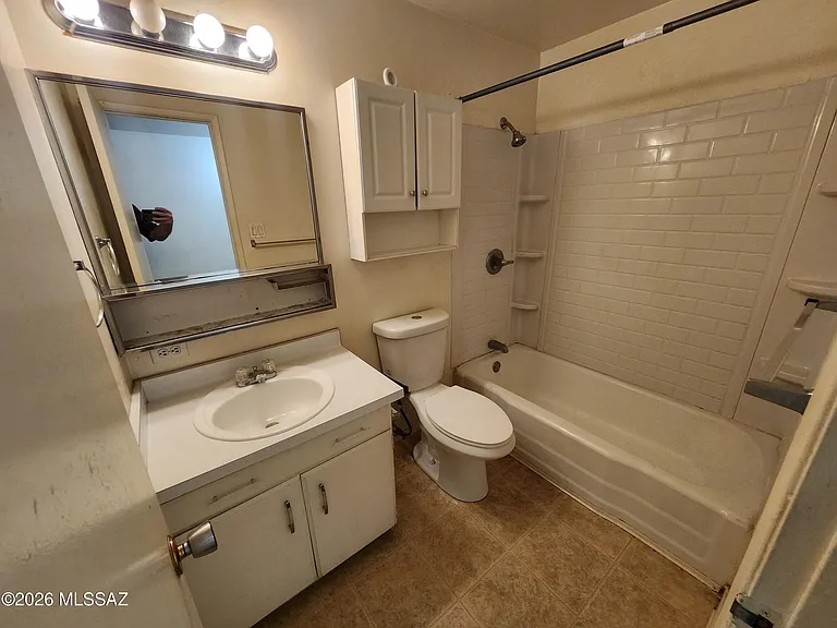 1244 S Camino Seco — Photo 7