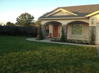 1097 Saunders Ave, Madera, CA 93637