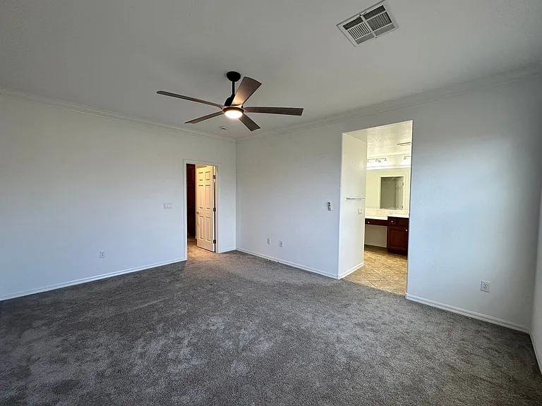 1571 Plaza Centre Dr #102 — Photo 17