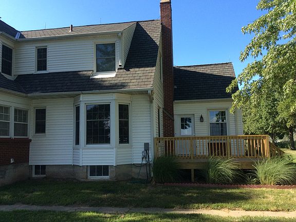 Deck going into sunroom 