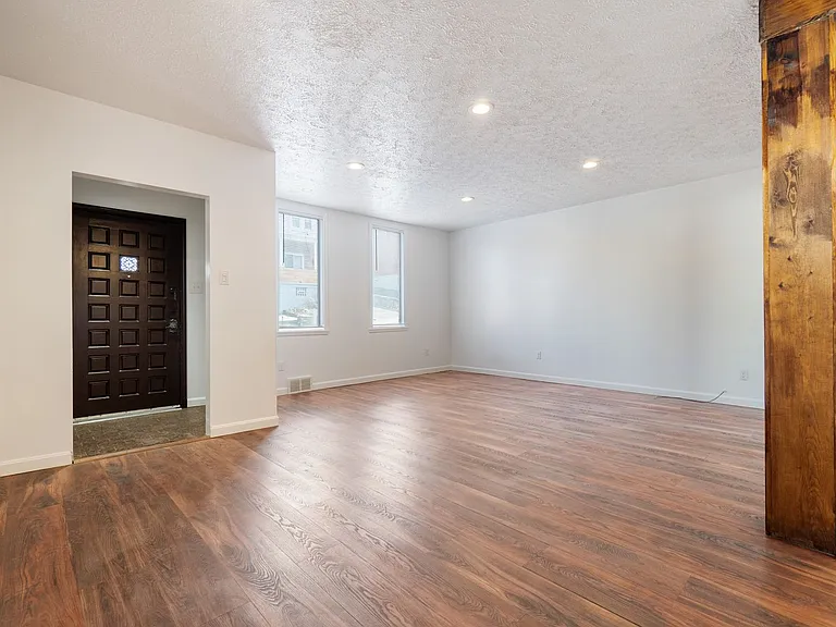 4312 Lydia Street — Photo 18