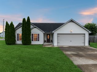 103 Setter Dr, Oak Grove, KY 42262