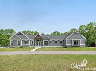 9360 Vergennes St SE, Ada, MI 49301
