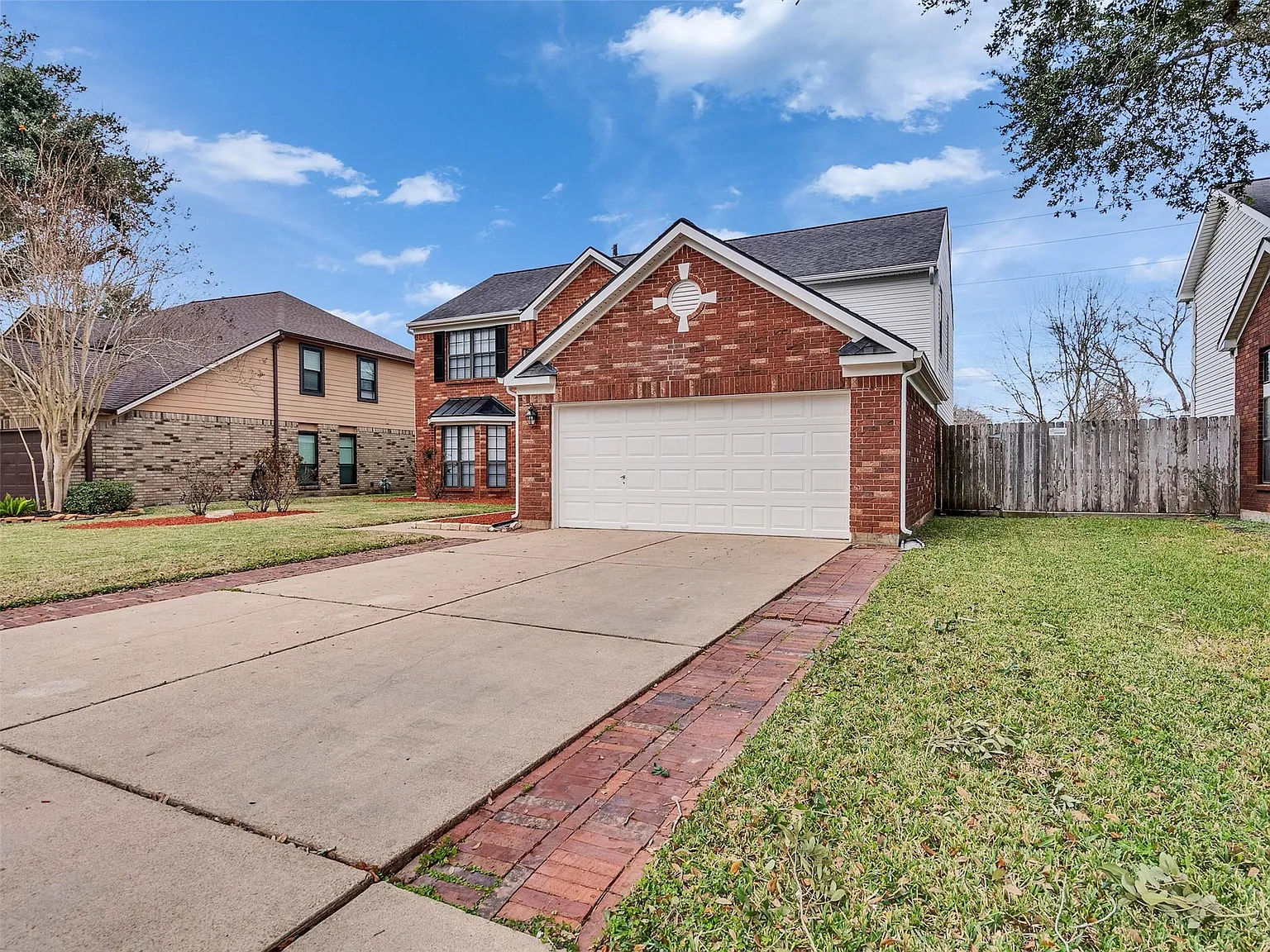 4 bed, 2.5 bath, 2506 sqft, $3,000 — Photo 3