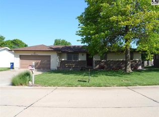 449 Liberty Dr, McPherson, KS 67460