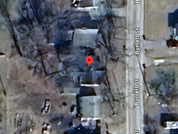 5th image of 713 Burrell St