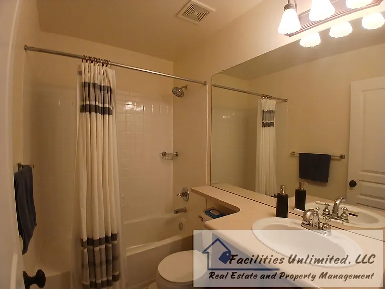 3145 New Castle Dr — Photo 13