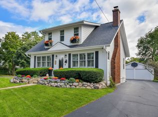 701 N Kenilworth Ave, Glen Ellyn, IL 60137