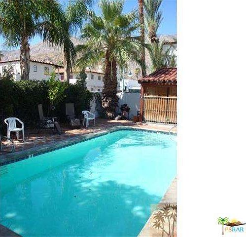 2nd image of 140 Tamarisk Rd APT 8