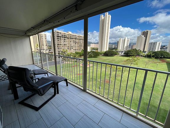 5th image of 909 Ala Lilikoi St APT 611