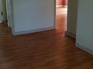 1909 SE Pennsylvania Ave APT 2, Topeka, KS 66607
