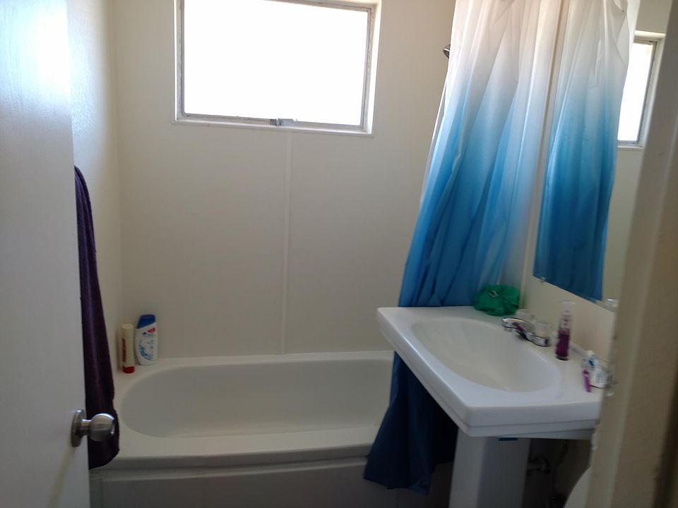 2nd image of 14523 W Thorne Ln SW