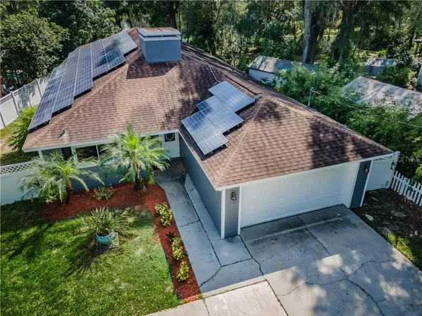 1302 S Pine Lake Dr, Tampa, FL 33612