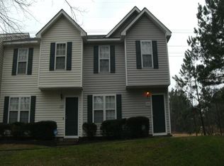 2100 Walnut Bluffs Ln, Raleigh, NC 27610